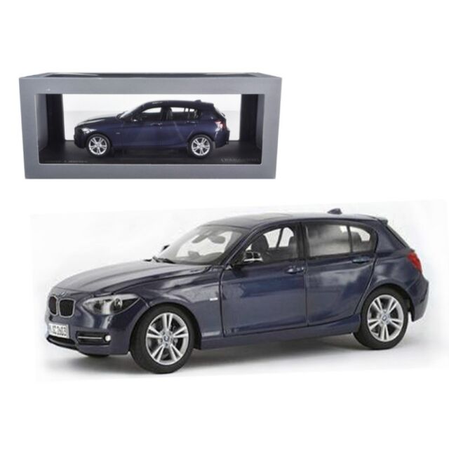 【大特価!!】 BMW シルバー ミニカー 1/18 F20 1シリーズ やぼったく 乗用車