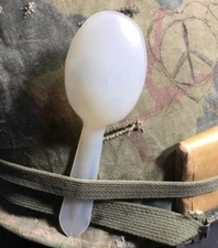 ONE ORIGINAL US GI PLASTIC SPOON C-Ration MCI Vietnam War Style