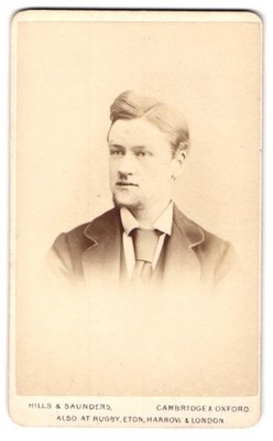 Fotografie Hills & Saunders, Cambridge, King´s Parade 15, Porträt eines jungen  