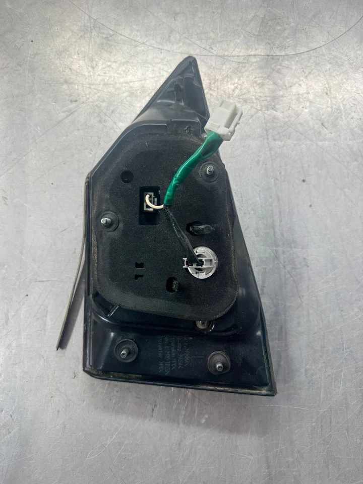 2014 Lexus ES-300H Genuine Rear Left Driver Side Inner Tail Light  OEM - Image 3 of 4