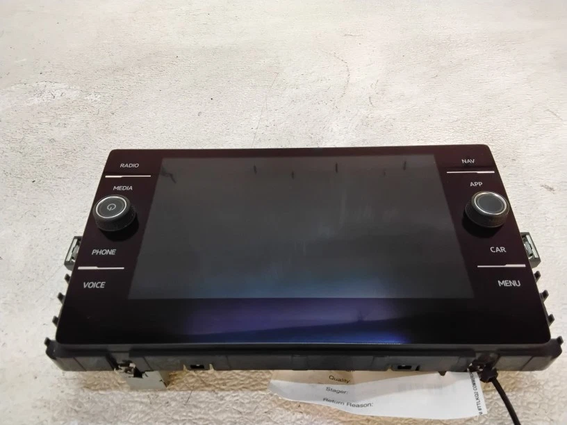 2018 Volkswagen Atlas Information Display 8.0 Screen 5G6919605D OEM - Image 4 of 4