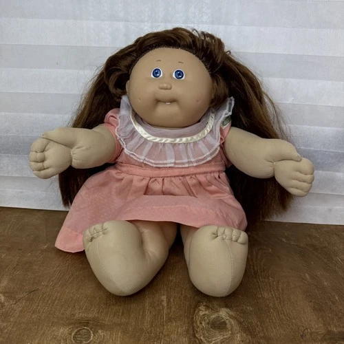 Vintage, Collectible 1978-1988 Cabage Patch Girl doll,  Original Dress