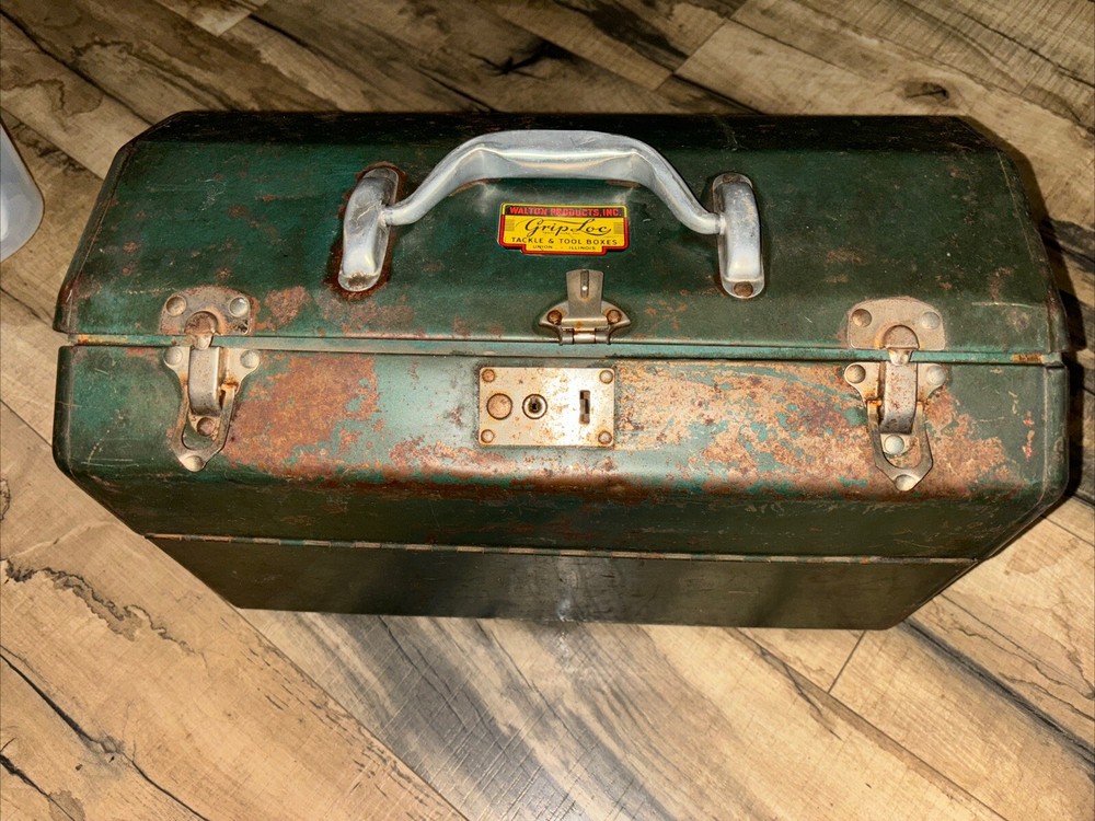 Vintage 1960s WALTON PRODUCTS Steel Tackle Box GRIP LOC Folding Tool Box USA  