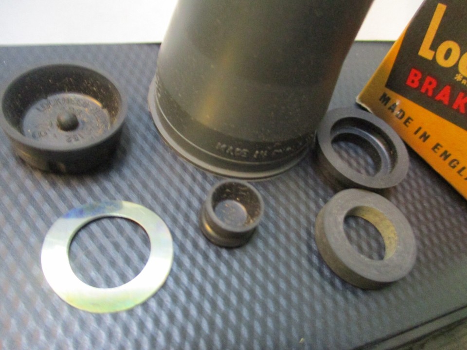 Austin A30, Austin A35 brake master cylinder seal kit Lockheed KL71502 ...