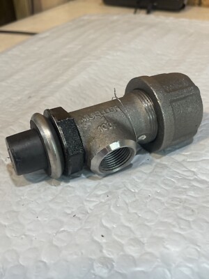 Mueller 1  Tee / A 105 / 250 PSI/ 100F (E3)