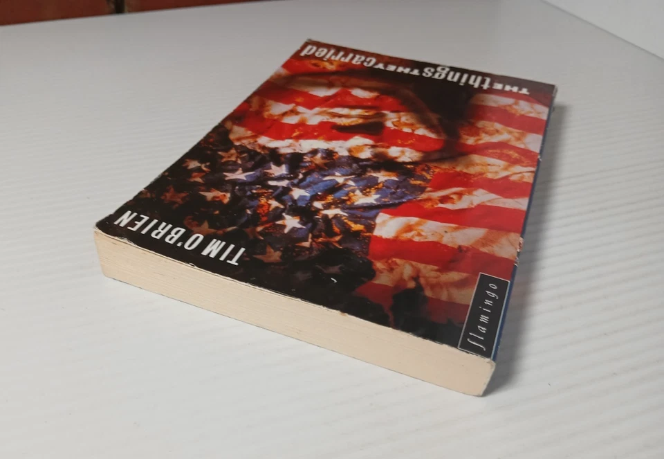 The Thing They Carried by Tim O'Brien Paperback 1991 - Image 4 of 4