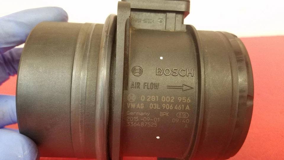 Volkswagen Caddy 2016 2,0 L diésel medidor de flujo de aire Foto 4 de 4