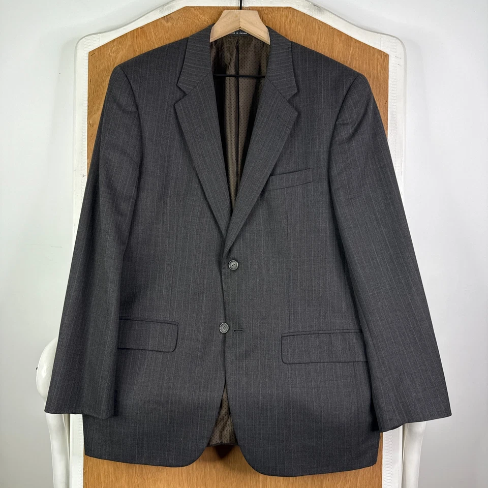 Костюм Alfani мужской 42R серый в тонкую полоску на 2 пуговицах 100% шерсть брюки 34x28 плоский передний - Изображение 2 из 4