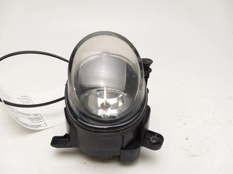 2008 - 2012 AUDI A5 FRONT RIGHT SIDE FOG LAMP - Image 2 of 4