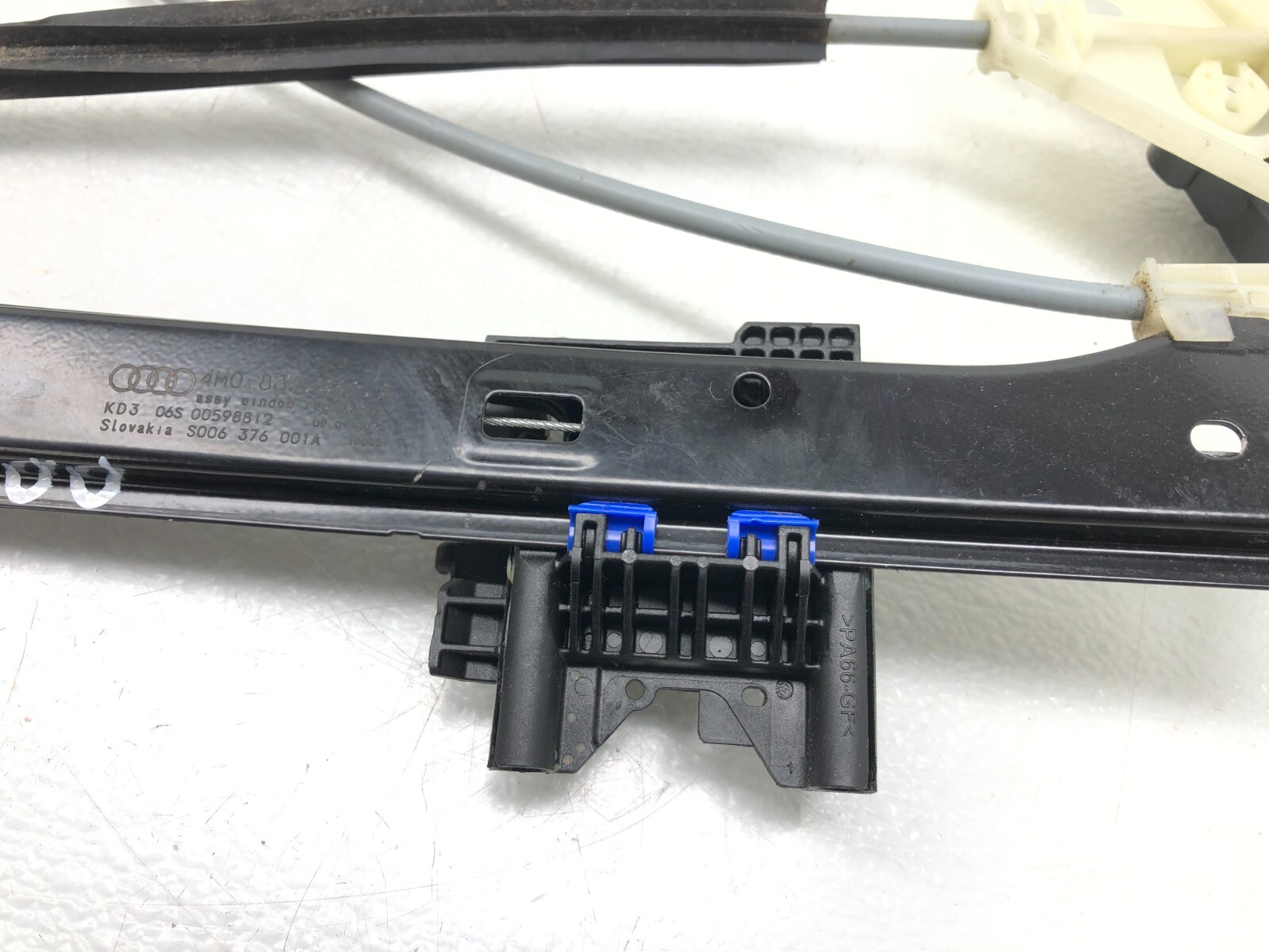 2017-2023 AUDI Q7 SQ7 LEFT DRIVER FRONT DOOR WINDOW REGULATOR W/ MOTOR OEM.