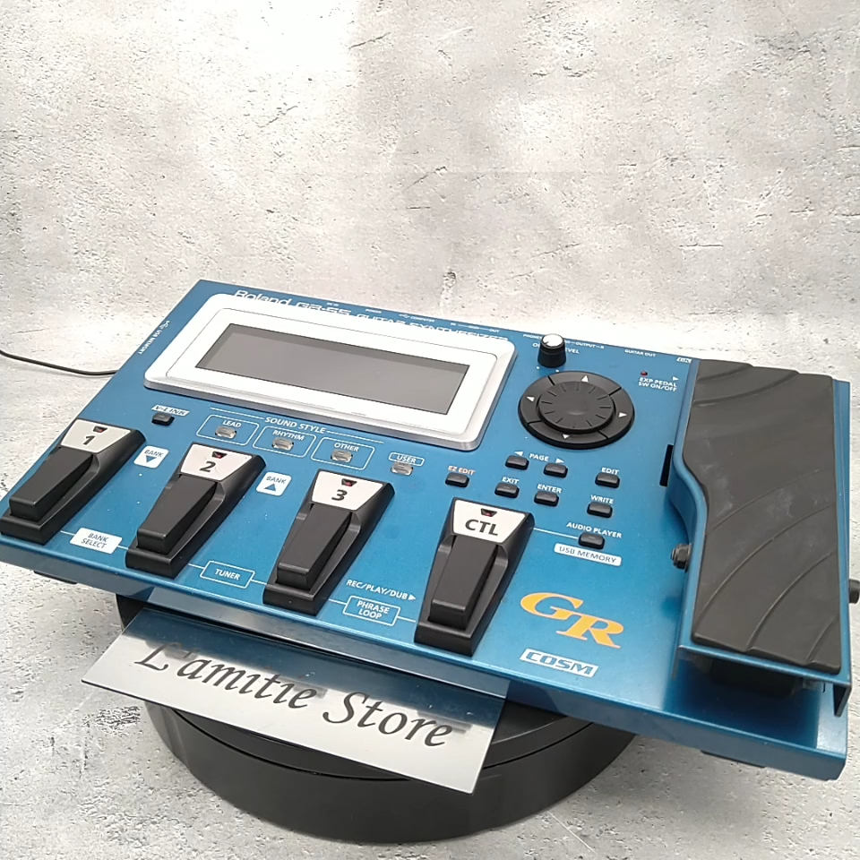 Roland GR-55 Guitar Synthesizer Multi-Effects Pedal Blue 55S Roland GR-55 Guitar Synthesizer Multi-Effects Pedal Blue 55S