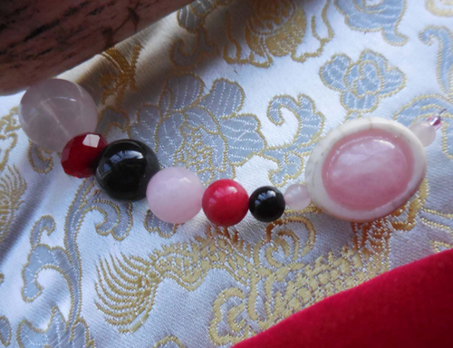 Rose Quartz Crystal Point Antler Beaded Wand Rose Quartz Onyx Red Quartz Beads - Picture 8 of 10