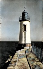 CPA Les Sables dOlonne Vendée, Le Phare de l...