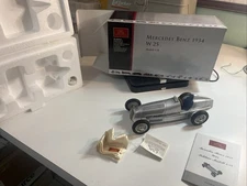 1/18 CMC Solitair Modell 1934 Mercedes Benz W 25 Race Car