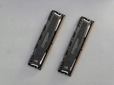 Crucial Ballistix 16GB (2x8GB) DDR4 2400 RAM BLS8G4D240FSB.16FBD