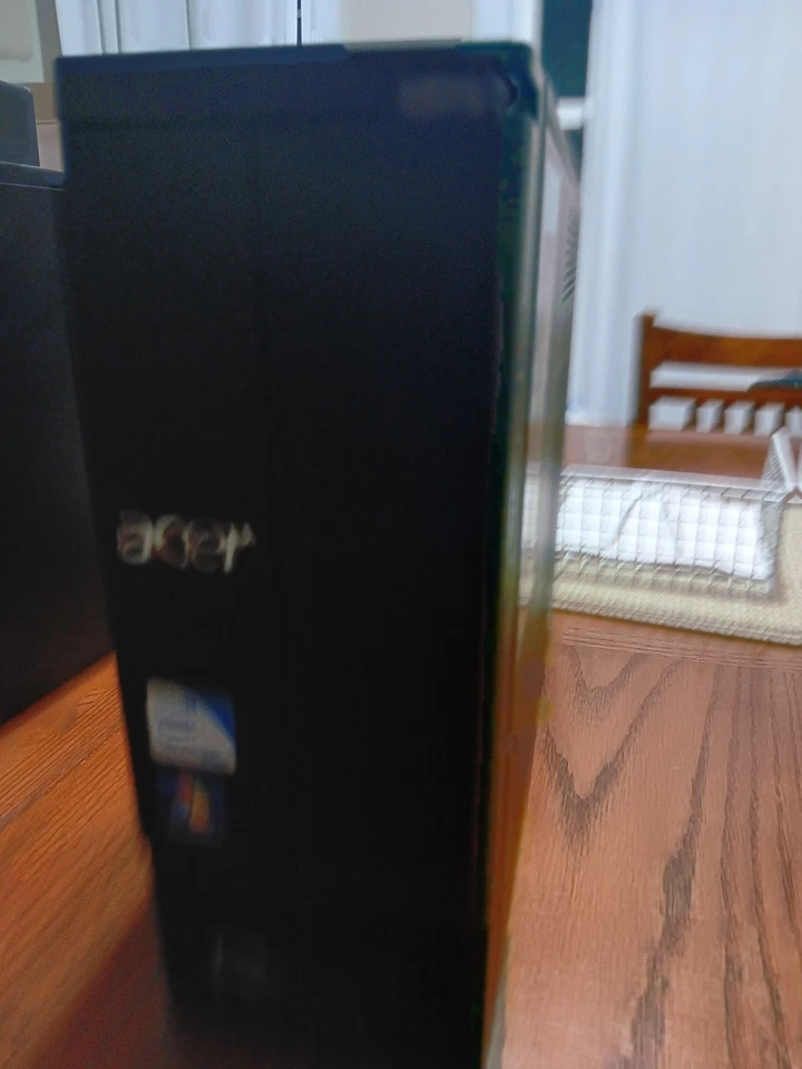 Acer Aspire AX1920-UR21P Desktop OLD GAMING  Pentium E5800 GMAX4500 Graph  - Image 3 of 4