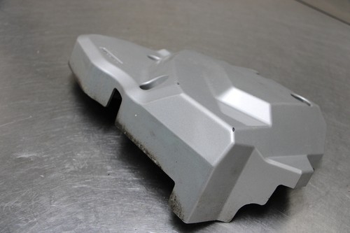 08-12 SUZUKI KATANA 650 GSX650F Front Sprocket Cover - Picture 4 of 7