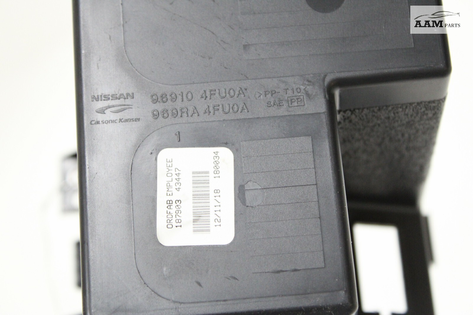 2013-2019 NISSAN SENTRA FRONT CENTER CONSOLE STORAGE COMPARTMENT TRAY BOX OEM