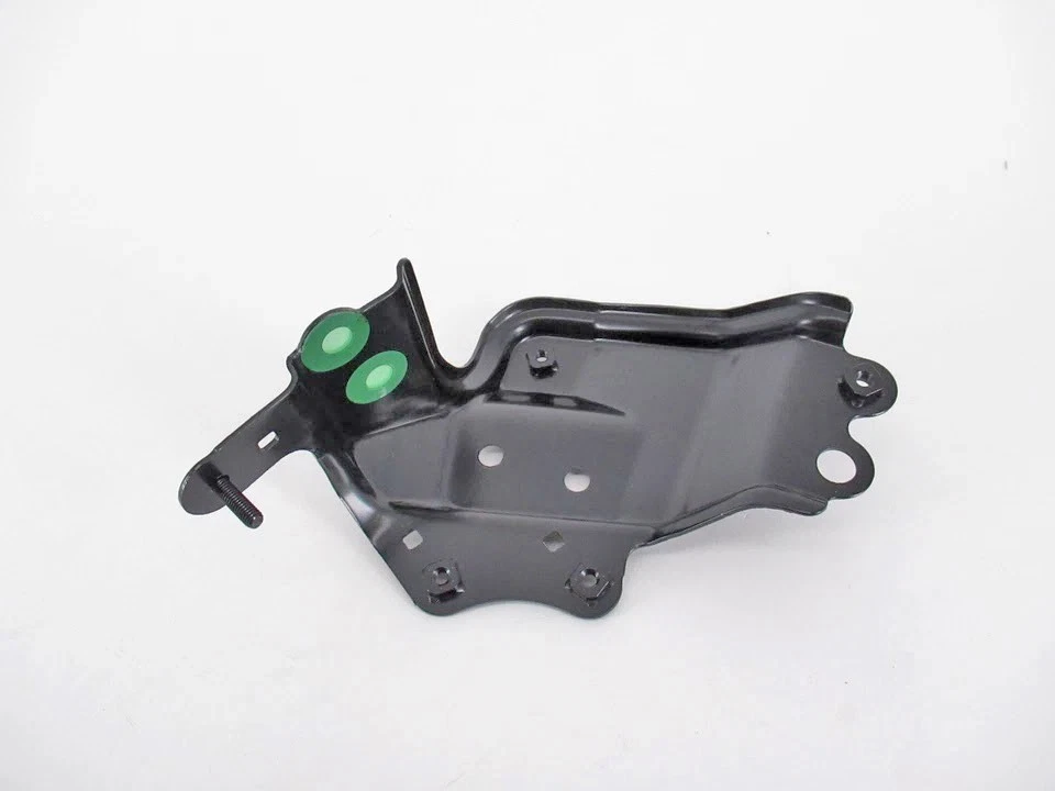 Soporte guardabarros delantero derecho conductor Toyota OEM 53804-78010 para Lexus 2015-2020 NX Foto 4 de 4