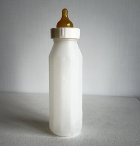 Vintage Sterling Baby Bottle White Plastic with Rubber Nipple,8 oz, USA
