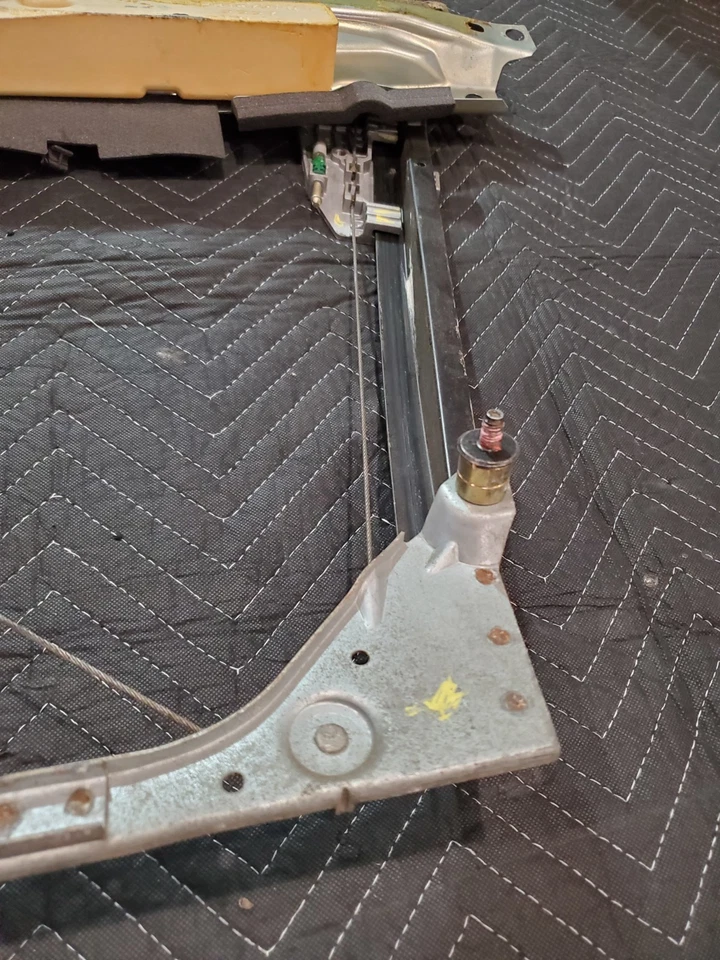 Volvo C70 1998-2004 convertible pasajero delantero regulador ventana probado Foto 2 de 4