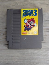 Super Mario Bros. 3 (Nintendo NES 1990 NES-UM-USA-1) Cartridge & Manual
