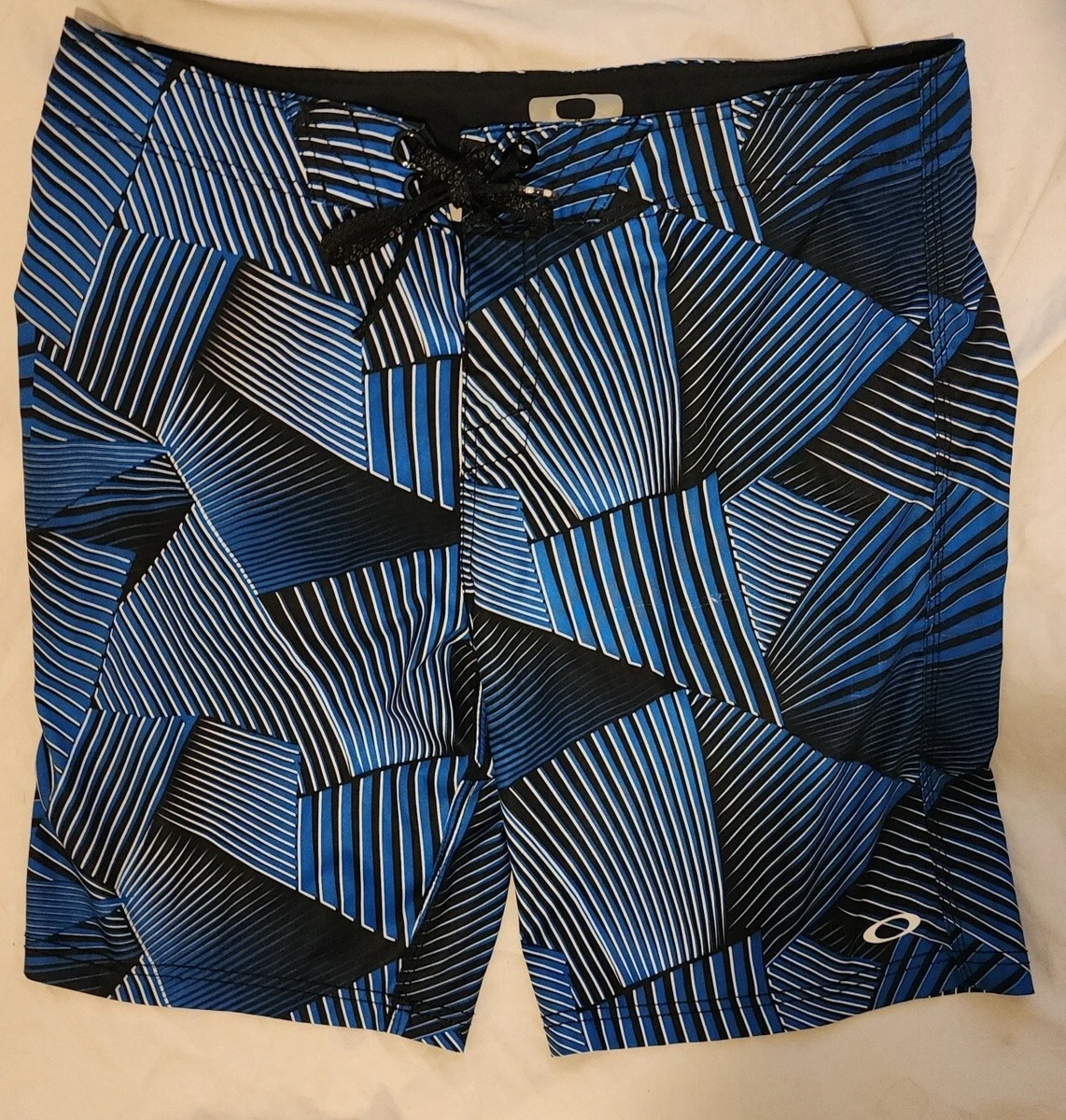 Oakley top surf shorts