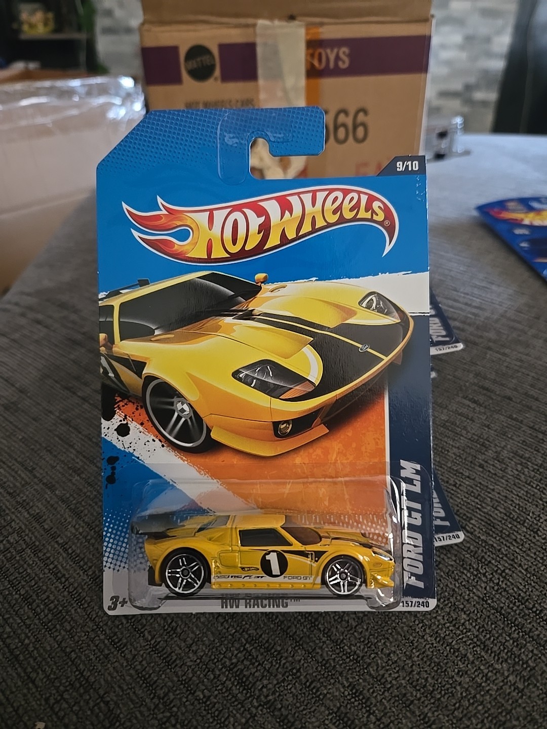 Hot Wheels HW Racing 9/10 (2010) Yellow Ford GT LM 157/240