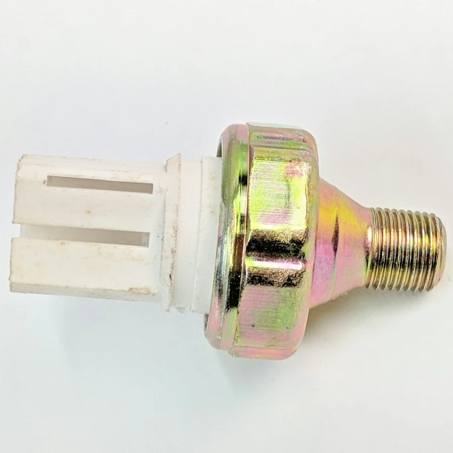 Interruptor de luz de presión de aceite Napa Echlin OP6115 para Infiniti Nissan para 2524070J00 Foto 2 de 4