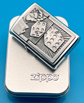 Original Brandneu 2005 Zippo Feuerzeug sehr selten BARRETT SMYTHE LUCKY 7 Überraschung
