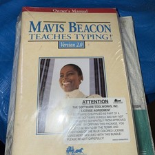 Mavis Beacon Teaches Typing Version 3 1994 Mindscape PC CD-ROM Disc