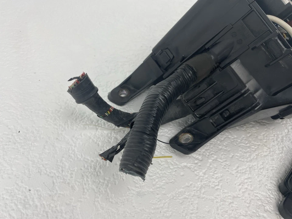 Módulo de fusible de relé de integración Lexus GS350 2013-2016 OEM 82641-30320 Foto 3 de 4