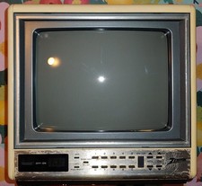 Zenith Space Command LM8833 CRT 9" TV Retro Vintage GOOD