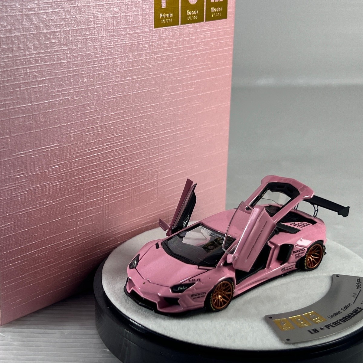 1/64 PGM Lamborghini LP700 LBWK LB Works full open Pink 1/64 PGM Lamborghini LP700 LBWK LB Works full open Pink