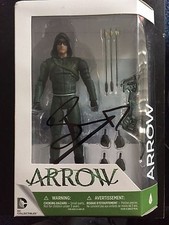 CW DC Green Arrow Stephen Amell  Autographed Signed Action Figure COA C