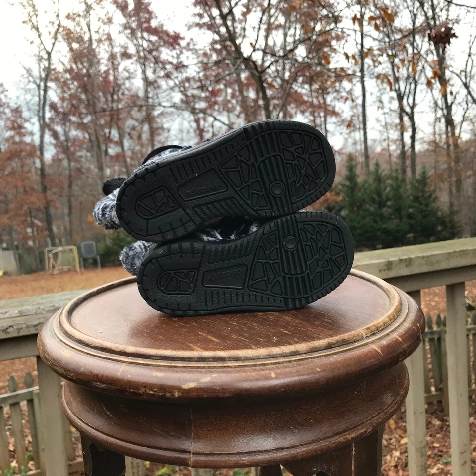 BABY SIZE 7K Adidas Jeremy Scott ZEBRA Black White Fur Tails G95762 Authentic - Image 2 of 4