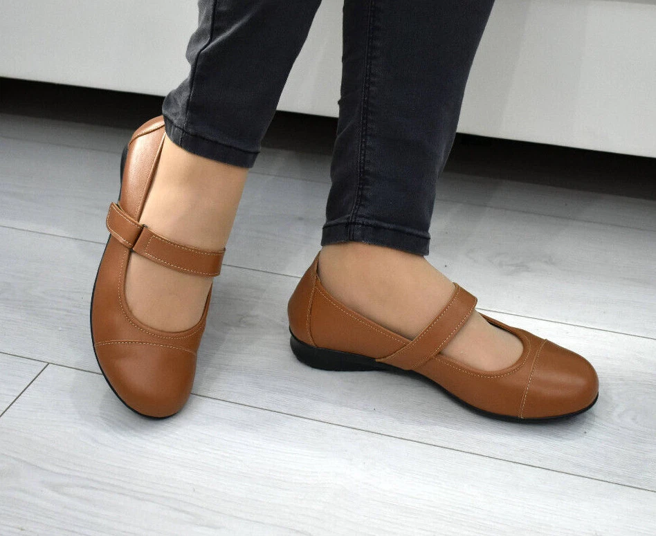 Ballet shoes store for walking