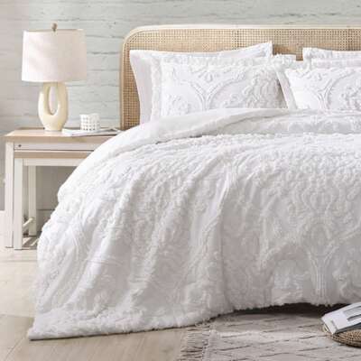 Boho Modern Tufted Bed In A Bag 7 Pieces Vintage Damask Comforter Set, White Cla