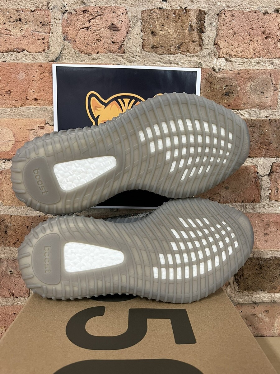 Adidas Yeezy Boost 350 V2 Beluga Reflective MENS GW1229 | eBay Adidas Yeezy Boost 350 V2 Beluga Reflective MENS GW1229 | eBay