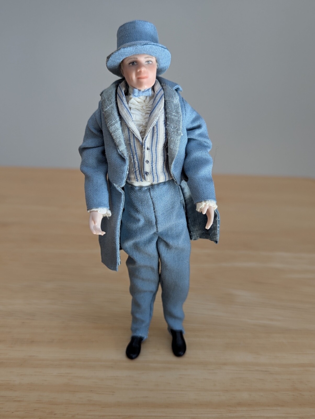 Dollhouse Miniature Porcelain (or Bisque) Fashionable Victorian Gentleman Doll