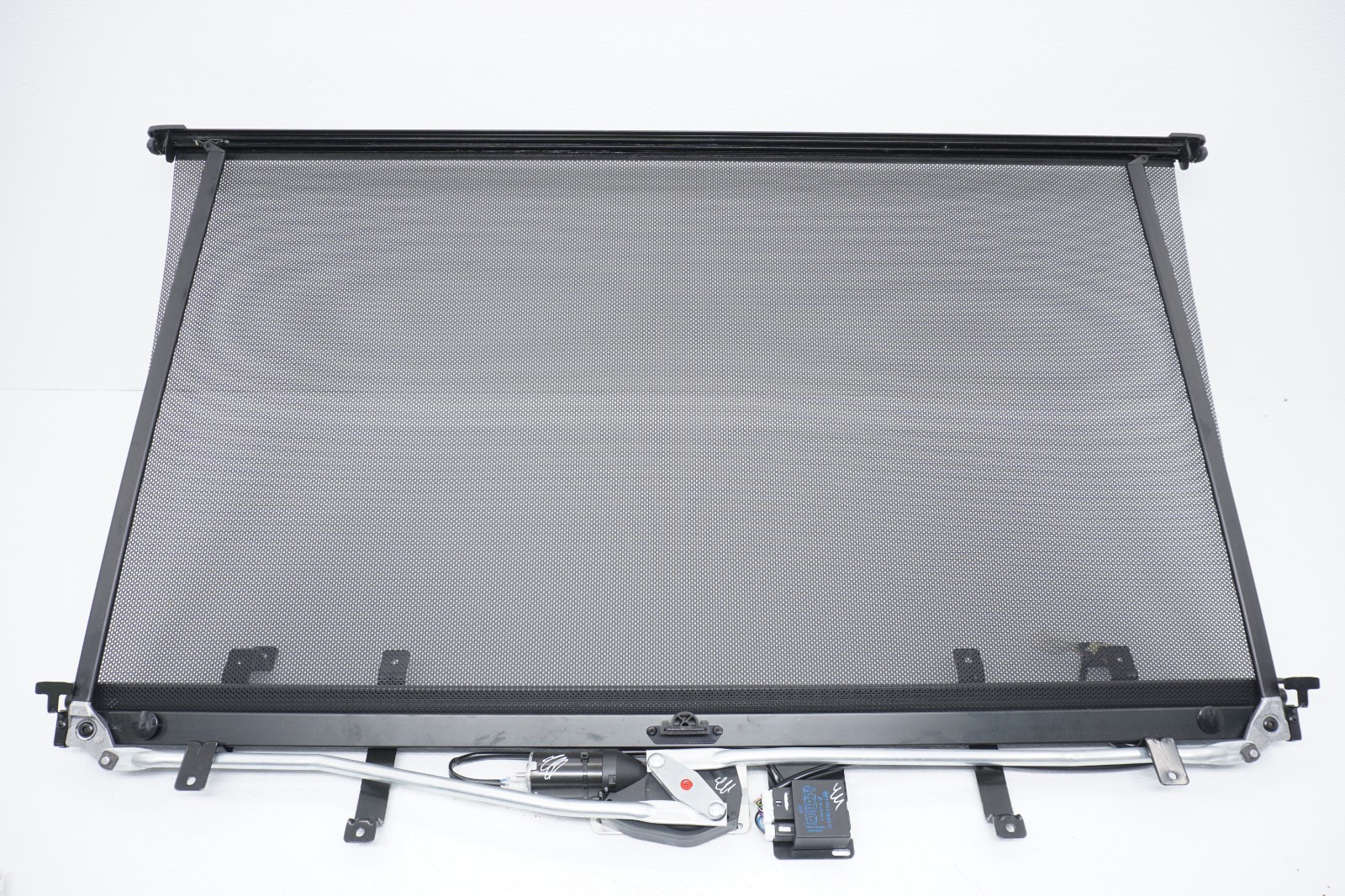 2017-2019 MASERATI GHIBLI OEM GLASS PARCEL TRAY SUNSHADE