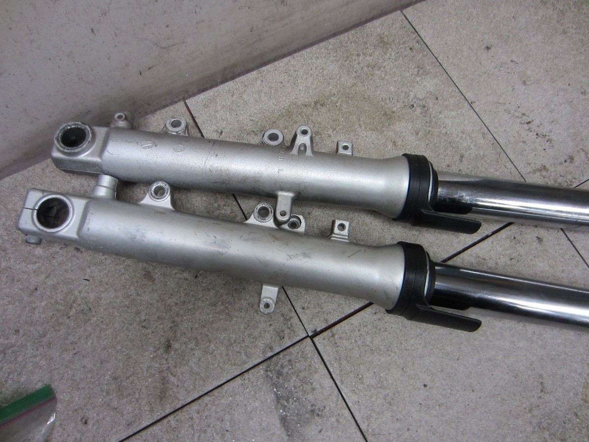 YZF-R6 フロントフォーク純正　Bb 99-02 YAMAHA YZF R6 YZFR6 OEM FRONT FORKS SHOCK SUSPENSION SET