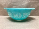 Vintage Pyrex 1-1/2 Qt. Mixing Bowl #442 Turquoise Cinderella Amish Butterprint