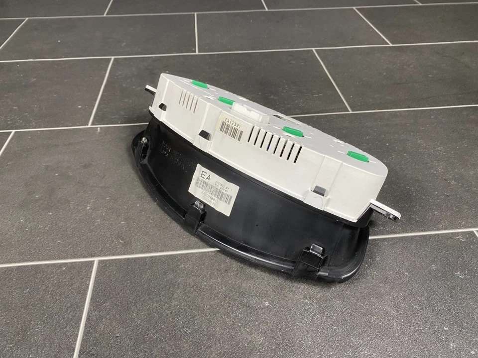 Velocímetro cuadro de instrumentos velocímetro Chevrolet Matiz 2 M200 M250 0,8 96659228 Foto 4 de 4