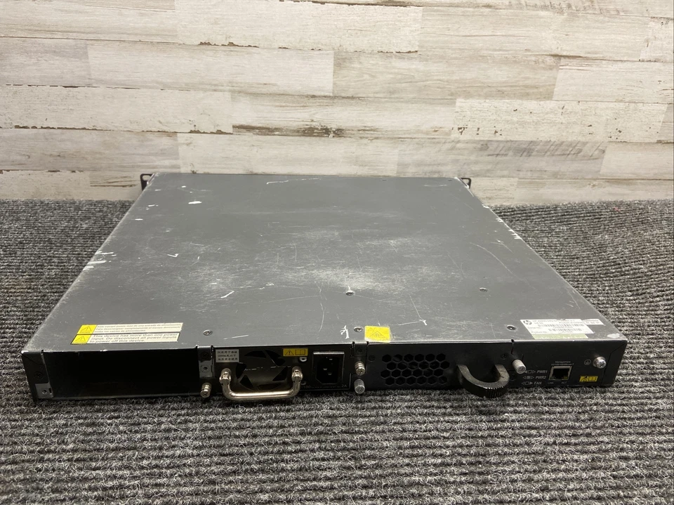Used H3C S5800 Series Switch S5800-32F, 24 PORTS, Missing One Power Supply - Image 2 of 4