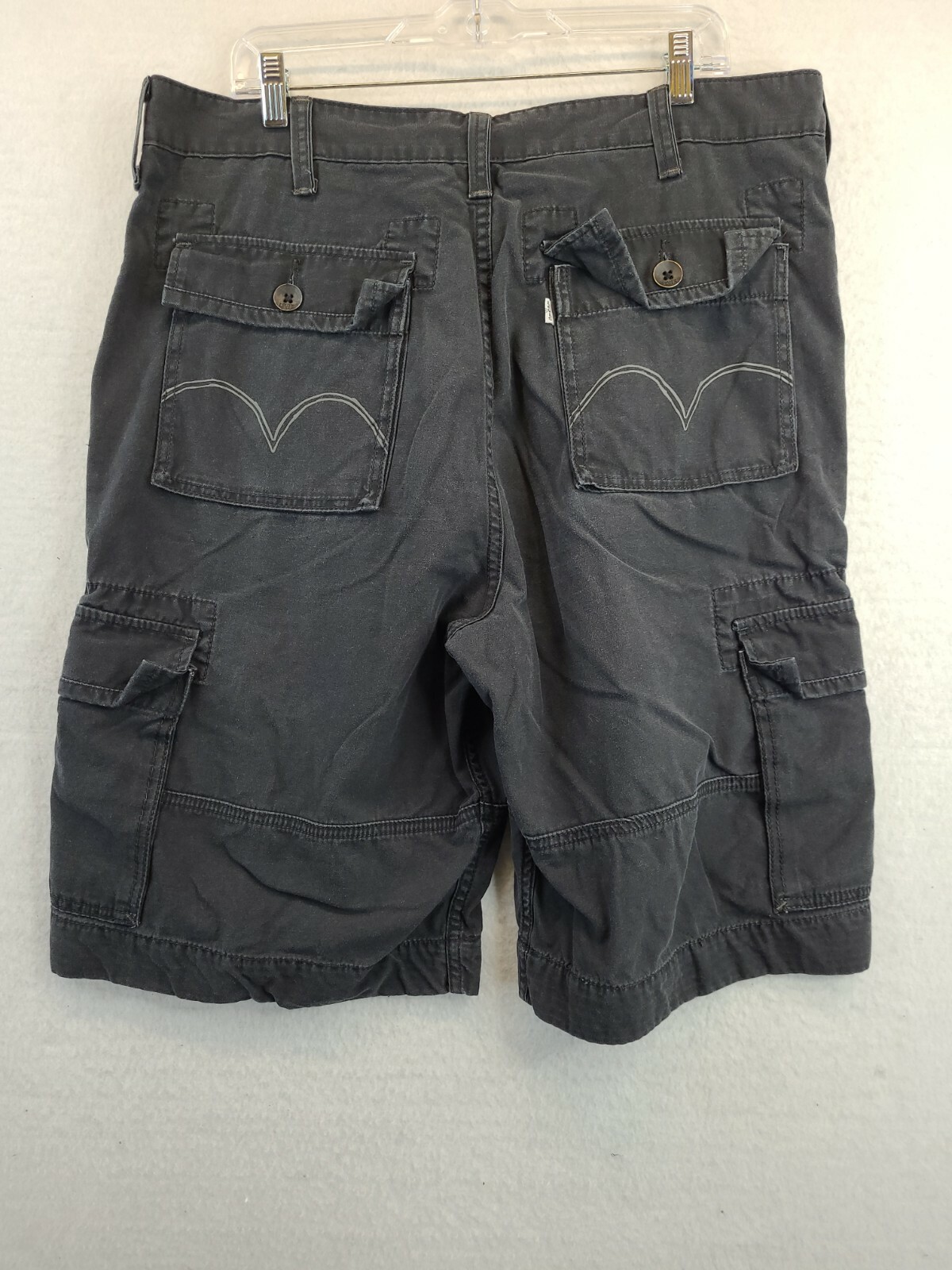 Levi's Mens 38 Black Cargo Shorts Gem