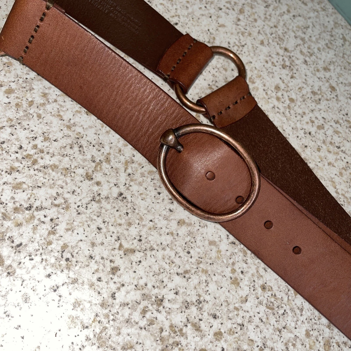 Liz top claiborne belt