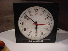 nice,working ESE LX-5112 Self-Setting Analog Clock Slave w/cord