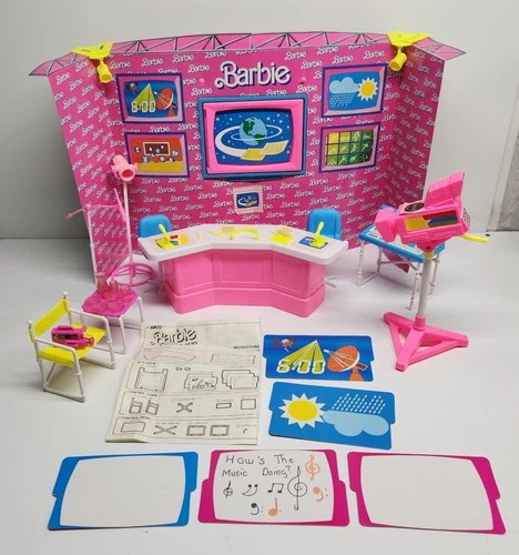 Vintage Barbie 1987 6 O'Clock News Anchor TV Playset Mattel COMPLETE No Box Read