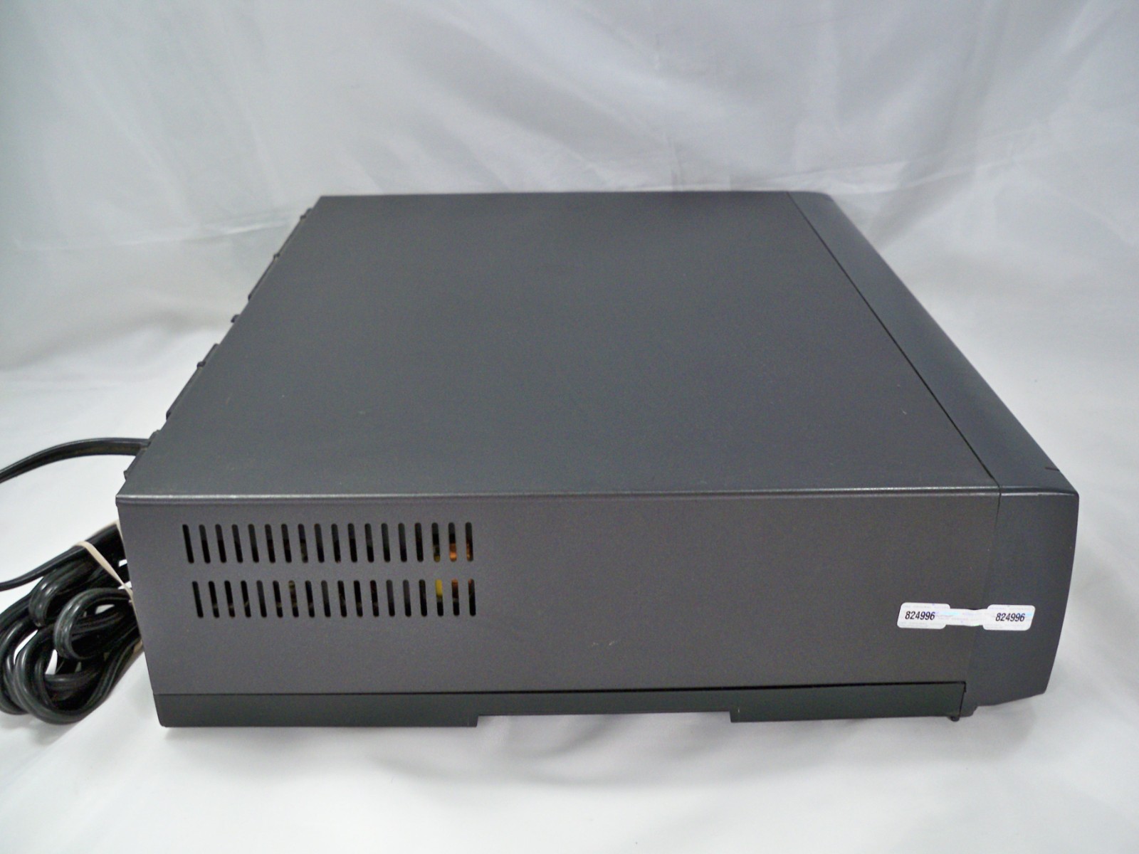 Magnavox VR9330AT01 VCR VHS Player 4-Head – Restored SEE VIDEO